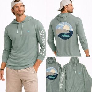 Saltwater Clothing Co , Men’s Lightweight Hooded Shirt Sage Green, Size L